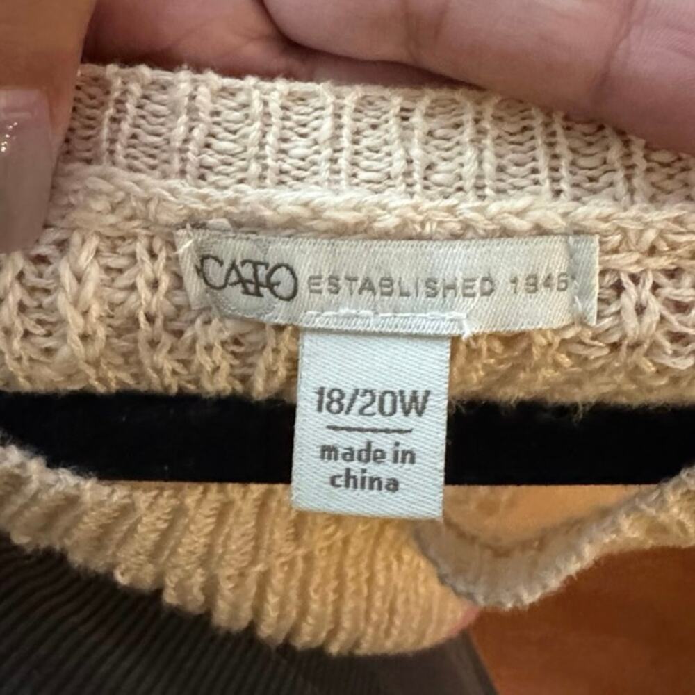 CATO DISTRESSED COLD SHOULDER HEART SWEATER SIZE 18/20 - Picture 6 of 6